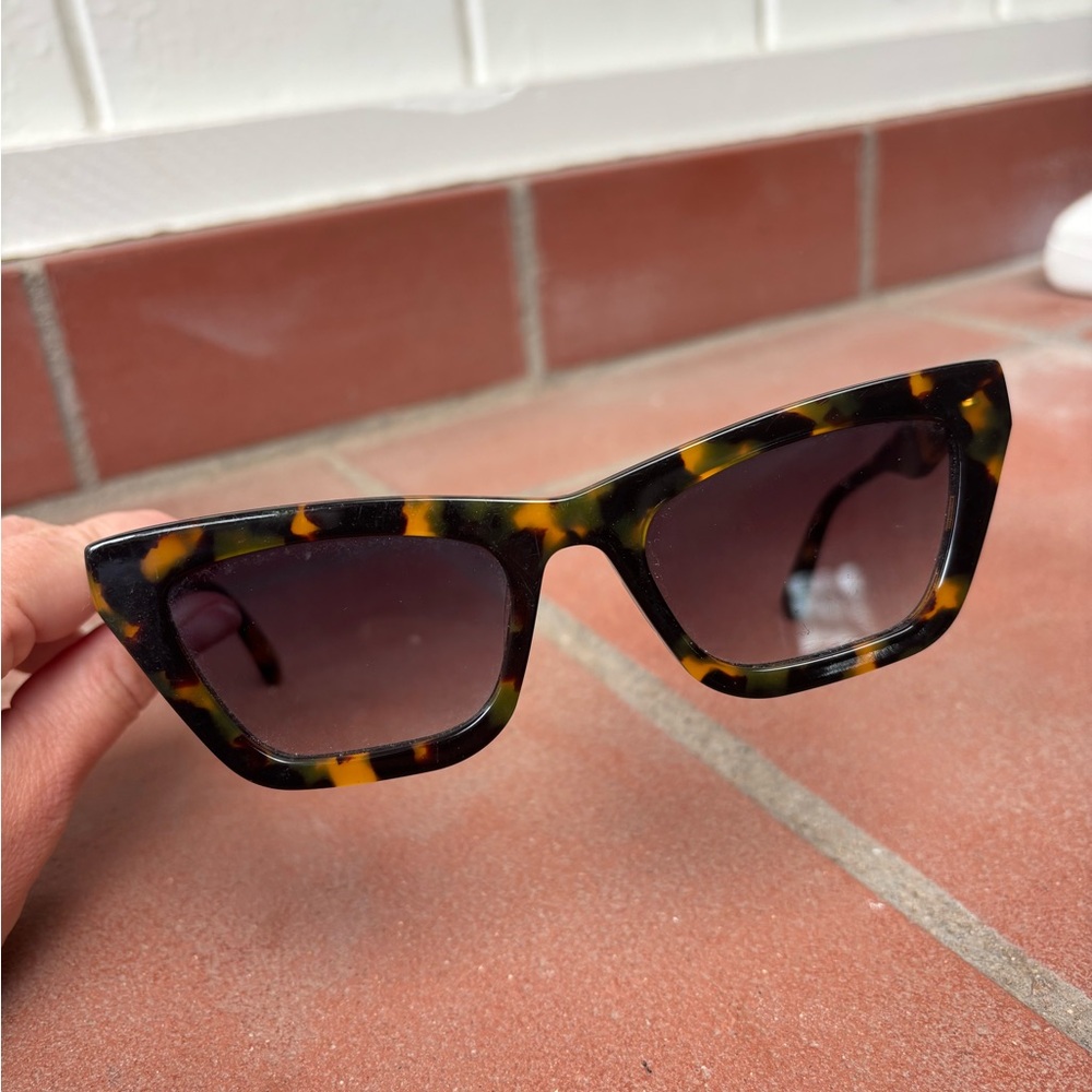 Brown and Black Wayfarer Sunglasses Classic Design